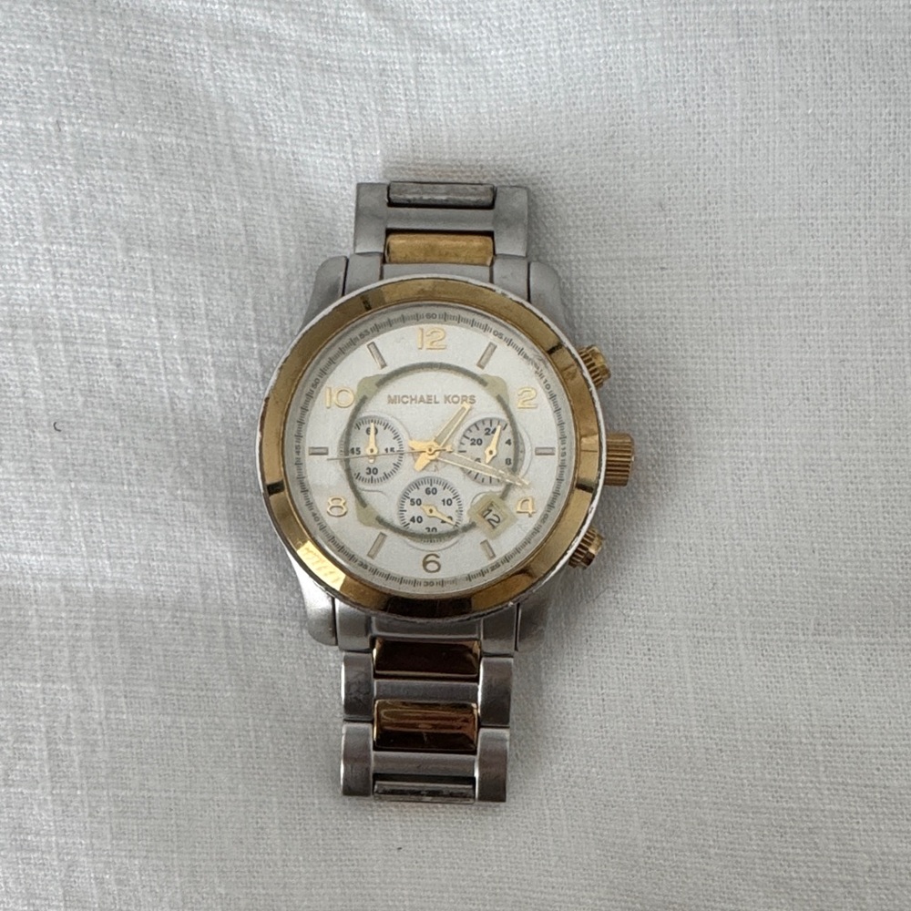 Michael Kors Two-Tone Women/Men Watch